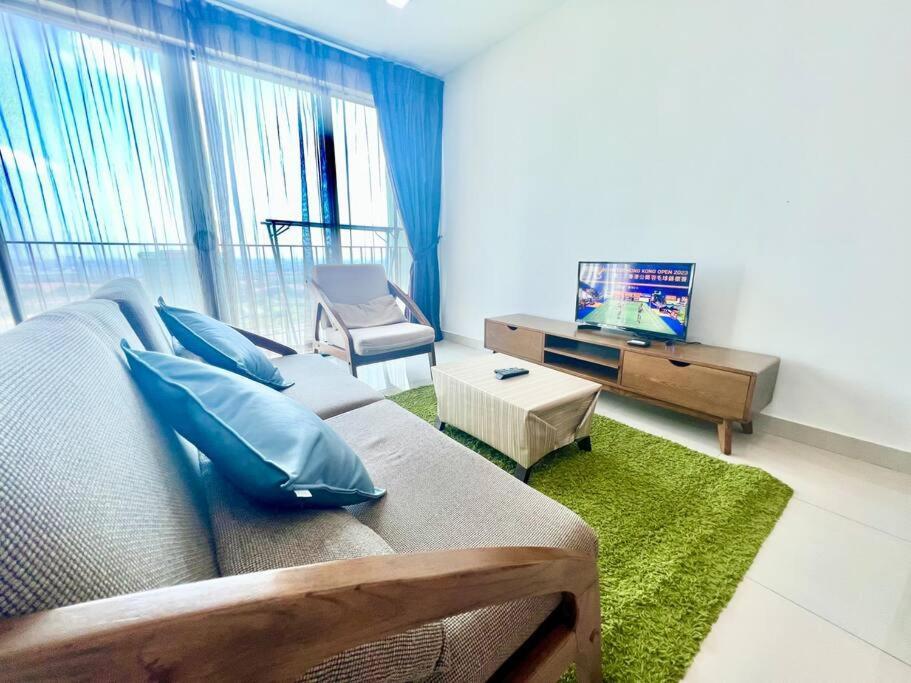 T3 1-10 Pax Trefoil 2Room Setia Alam Cozy Home Wifi Tv المظهر الخارجي الصورة