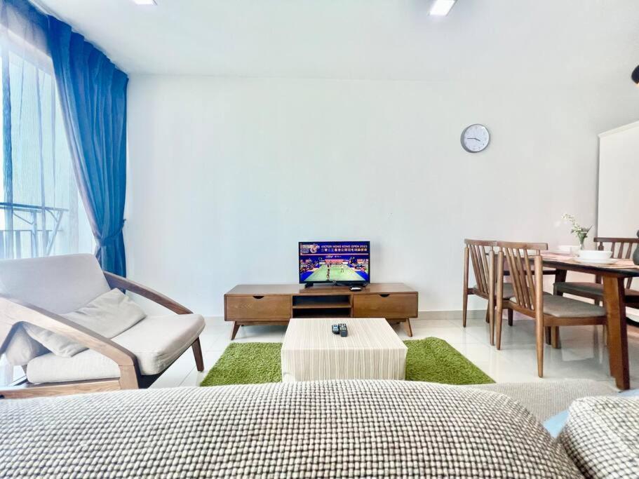 T3 1-10 Pax Trefoil 2Room Setia Alam Cozy Home Wifi Tv المظهر الخارجي الصورة
